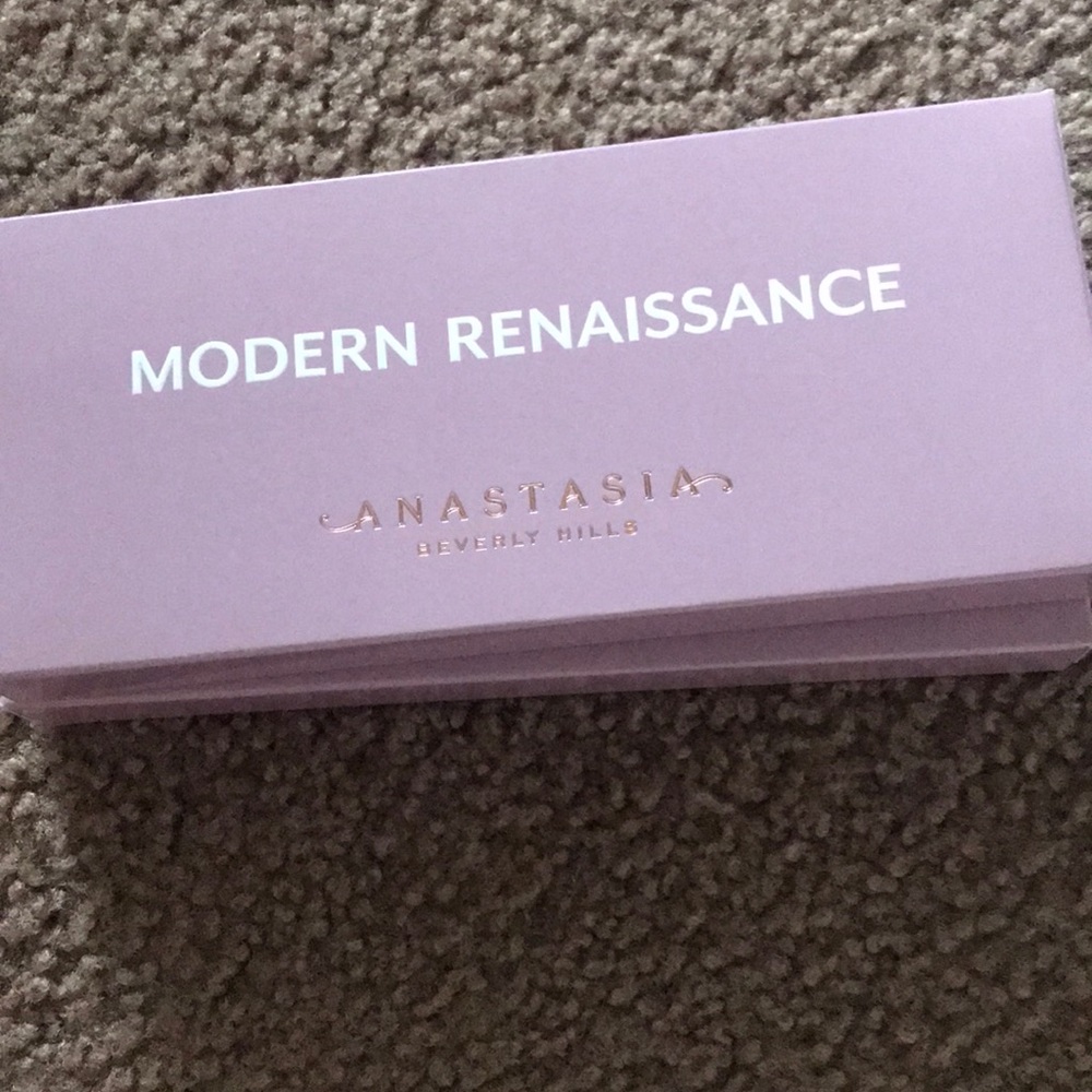 Never been used palette ABH